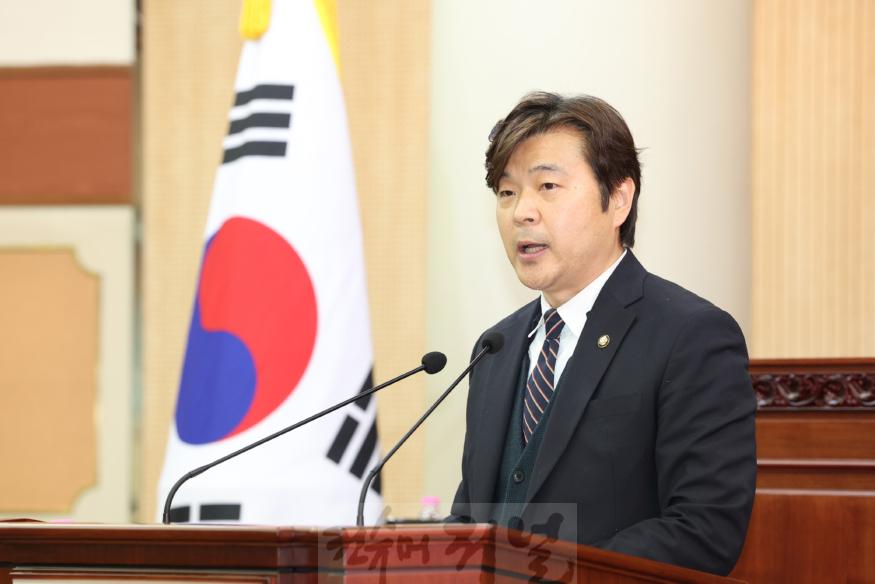 신현철 의원.jpg