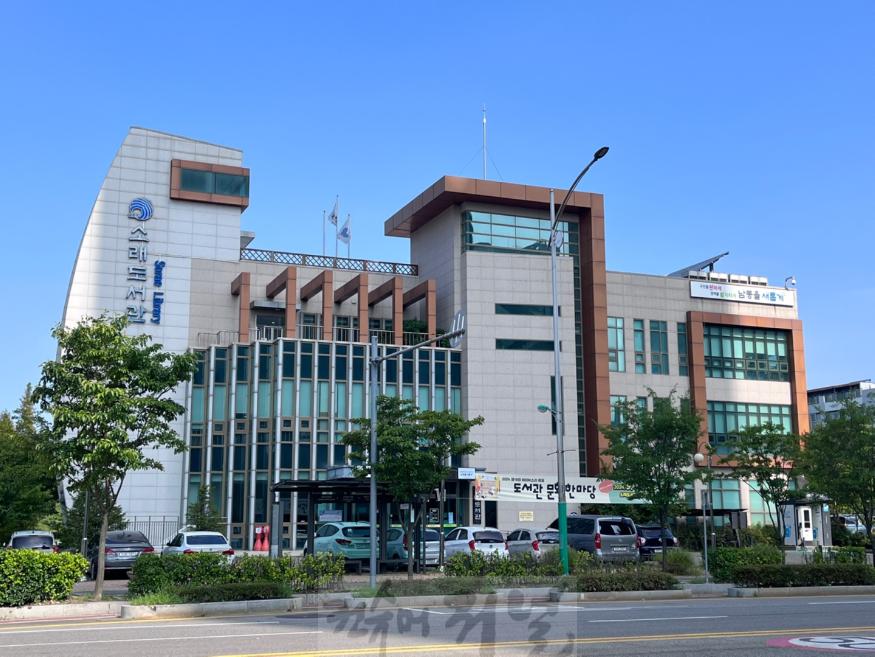 (1-2) ‘공원에서 즐기는 도서관’ 남동구, 도서관 문화한마당 개최(소래도서관).jpg