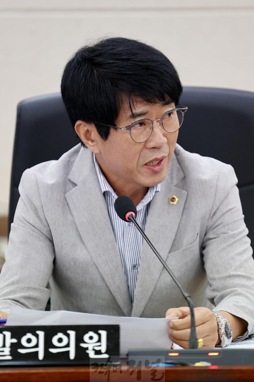 제297회_인천광역시의회_임시회_제1차_건설교통위원회1.jpg