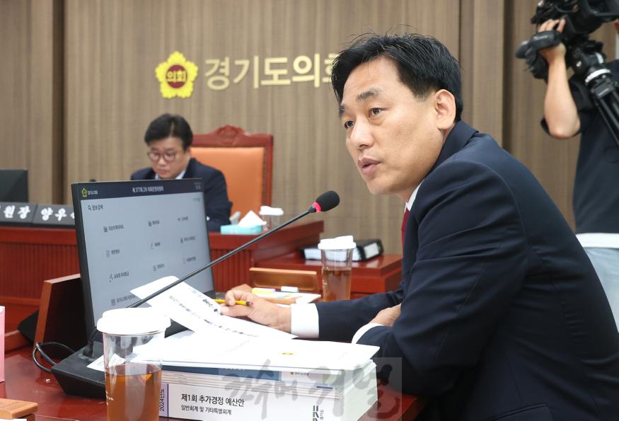 240910 이은주 의원, 도지사 보좌기관 컵라면 준비할 시간은 있어도 의회 업무보고 할 시간은 없다 (1).jpg