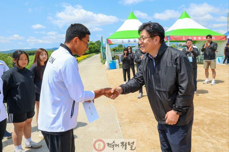 1. 도성훈 인천광역시교육감, ‘제54회 전국소년체육대회 인천선수단’ 격려(1).jpg