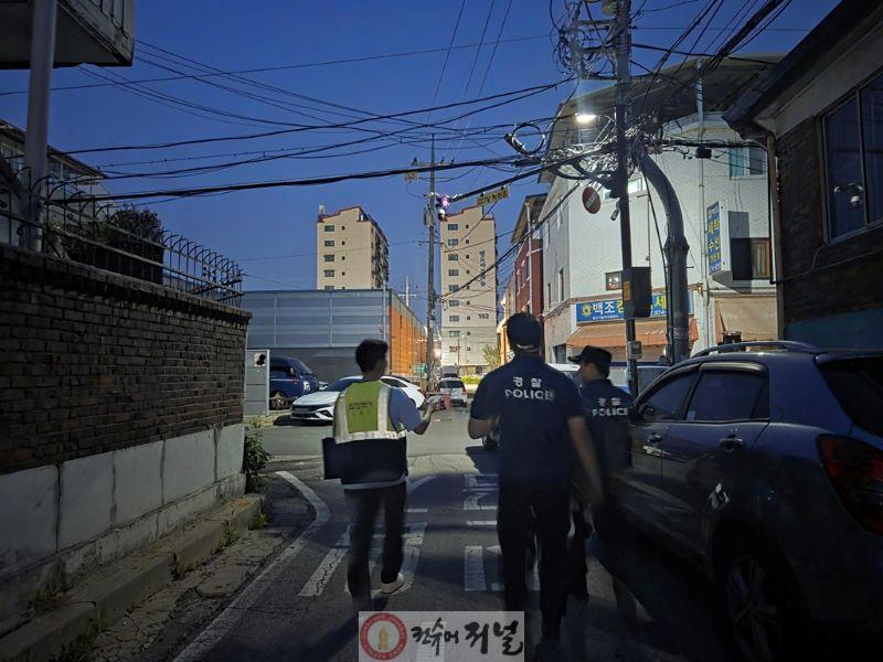 3.도로관리과(의정부시, 의정부경찰서와 범죄사고 예방 위한 노후 도로조명시설 합동점검 실시).jpg