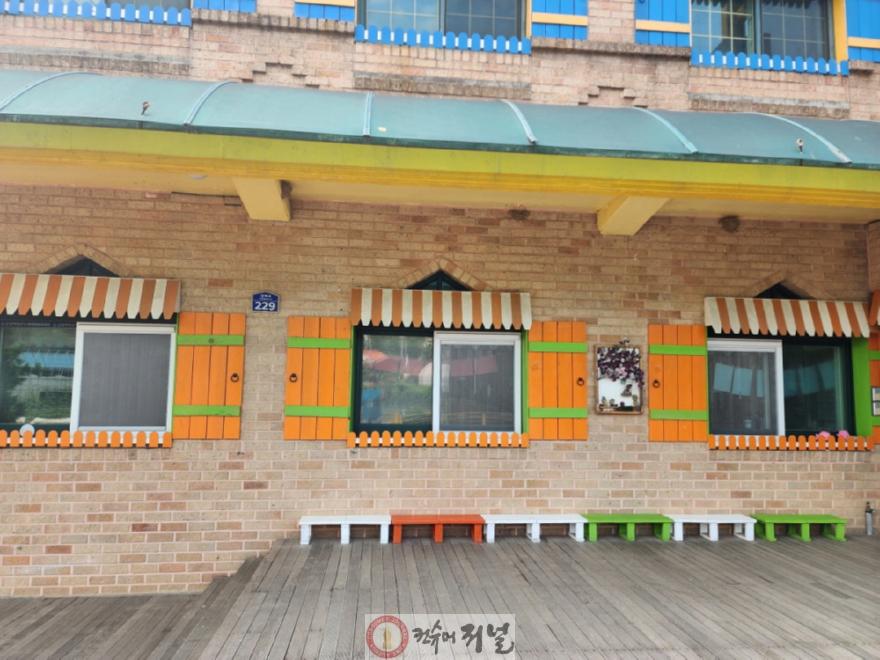 1-7. 해달별어린이집에 설치된 미세먼지 방진창.jpg