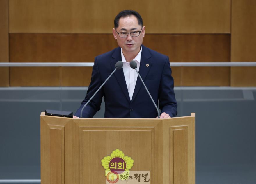 250611 김완규 의원, 포퓰리즘보다 실용정치...5분발언 통해 도정 일관성 촉구 (1).jpg