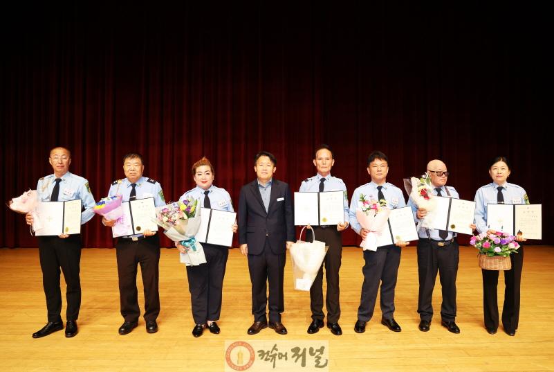 2. 파주시·새마을교통봉사대 파주시지대 ‘정지선 지키기 실천 결의대회’개최 (1).jpg