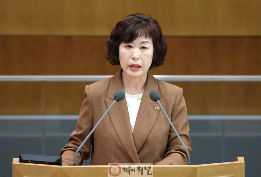 [수정] 250612 이채영 의원, 도정질문으로 김동연 도지사에게 경기도정 전반 점검, 현안별 실질적 개선 촉구 (1).jpg