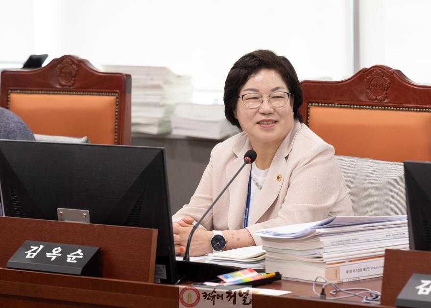 250619 김옥순 의원, 의왕·군포·안산 공공주택지구 지장물 조사, 주민 수용성 확보 강조.JPG