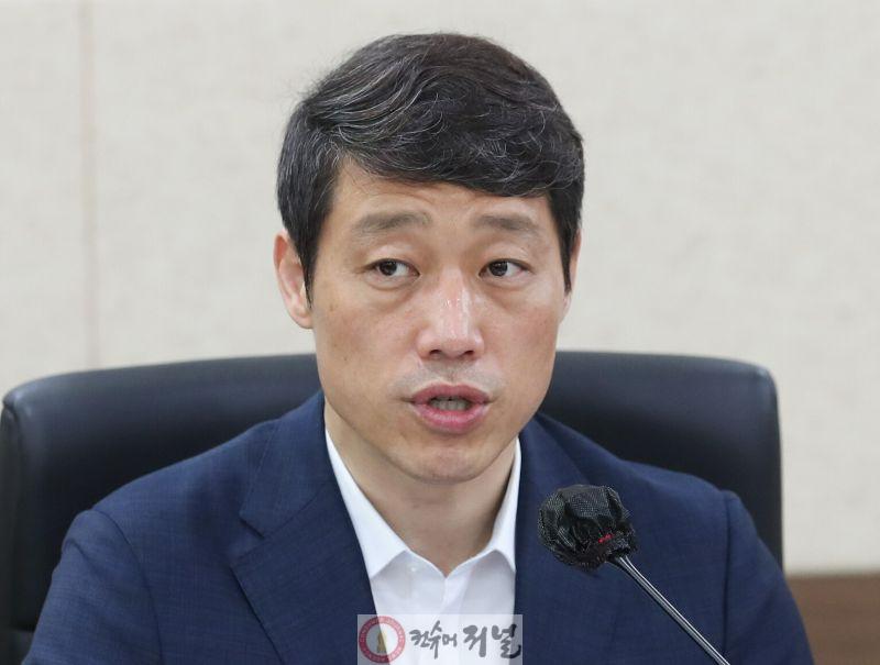 (0620보도자료사진)인천시의회 이용창 의원, 복합위기 학생 맞춤형 지원 기반 마련.jpg