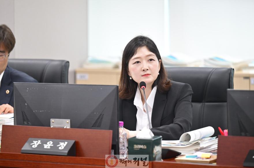 250623 장윤정 의원, “1조 이월·0원 집행 예산...도 재정 운용 전면 점검 필요”.jpg