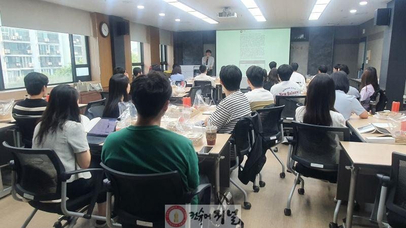 8. 인천동부교육지원청   초등 교사 고리잇기 ‘행복한 동행’ 행사 성료.jpg