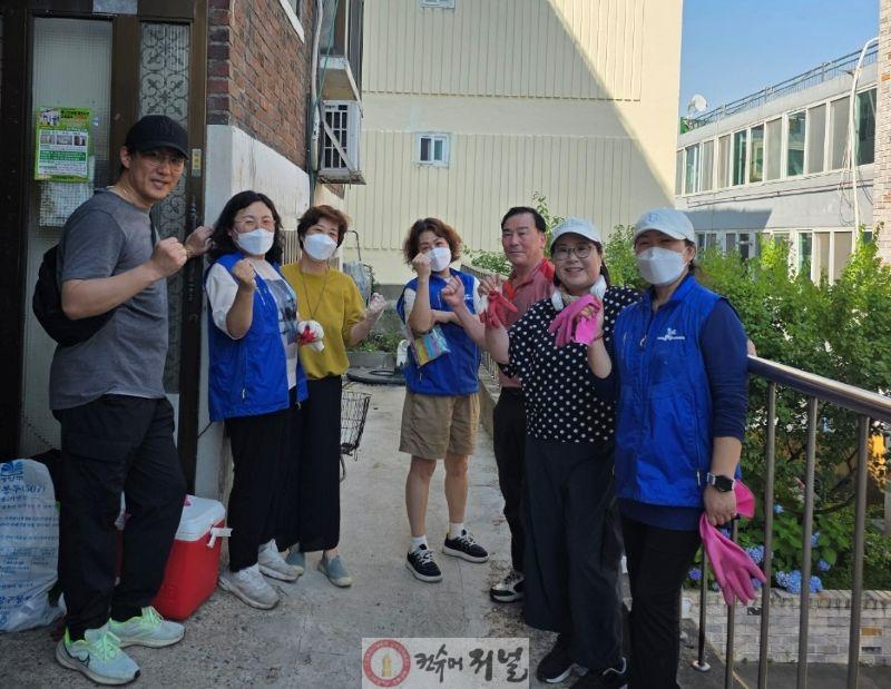0625 계양2동 보장협의체, 복지위기가구 환경개선사업 실시 (1).jpg