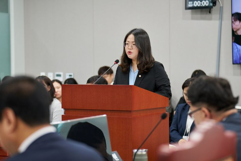 250630 이자형 의원, 전국 최초 클라우드 컴퓨팅서비스 이용자 보호 조례 제정 본회의 통과.jpg