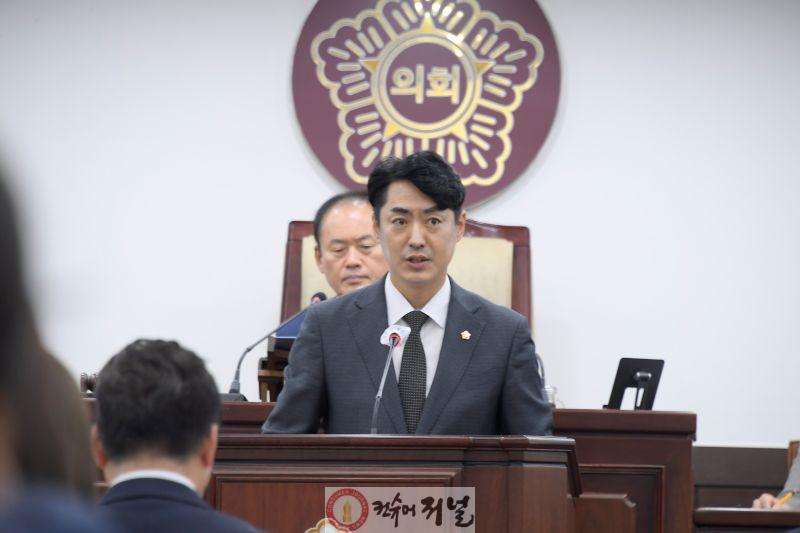 [사진] 권영기 의원 (2).JPG
