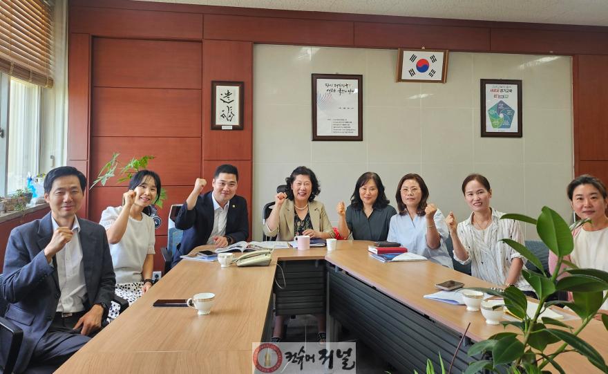 250728 최민 도의원, 최민 도의원, 광남중학교서 광명시 첫 드론공유학교 개설...미래 인재 양성 위해 한국실용드론협회와 맞손 .jpg