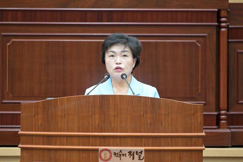 3. 사진(제295회 연천군의회 임시회 제1차 본회의 5분 자유발언-박양희 의원).jpg