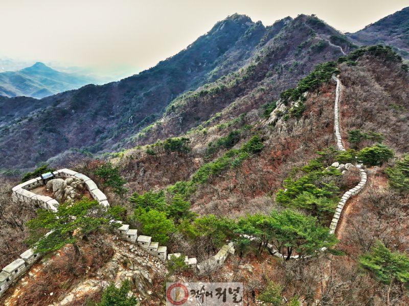 1-3. 북한산성 성벽(시단봉 구간).jpg