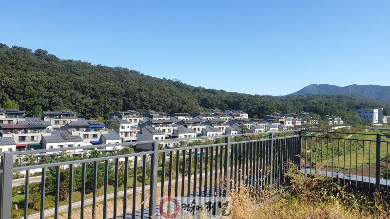 1-6. 2022년도 융복합지원사업으로 태양광 패널을 지원 받은 오금동 삼송자이더빌리지.jpg