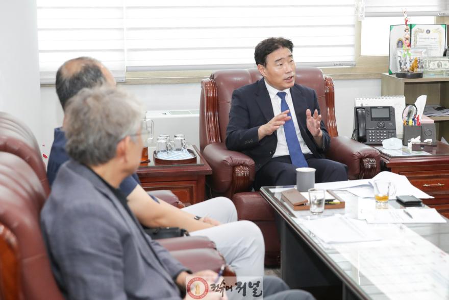 20250808_[9대]대한전문건설협회 경기도회 고양시운영위원회와의 간담회_010.jpg
