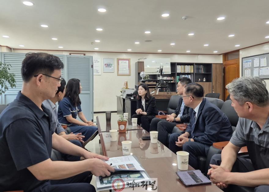 250808 장윤정 의원, 안산 양지중 학생 안전 위해 ‘경기도교육청-지역교육청’ 협력 주도.jpg