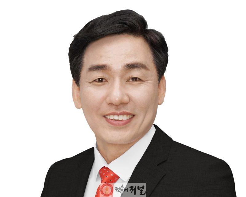 250808 이은주 의원 “구리교육지원청 신설을 반대하는 유호준 의원, 구리시민에게 사과해라!”.jpg