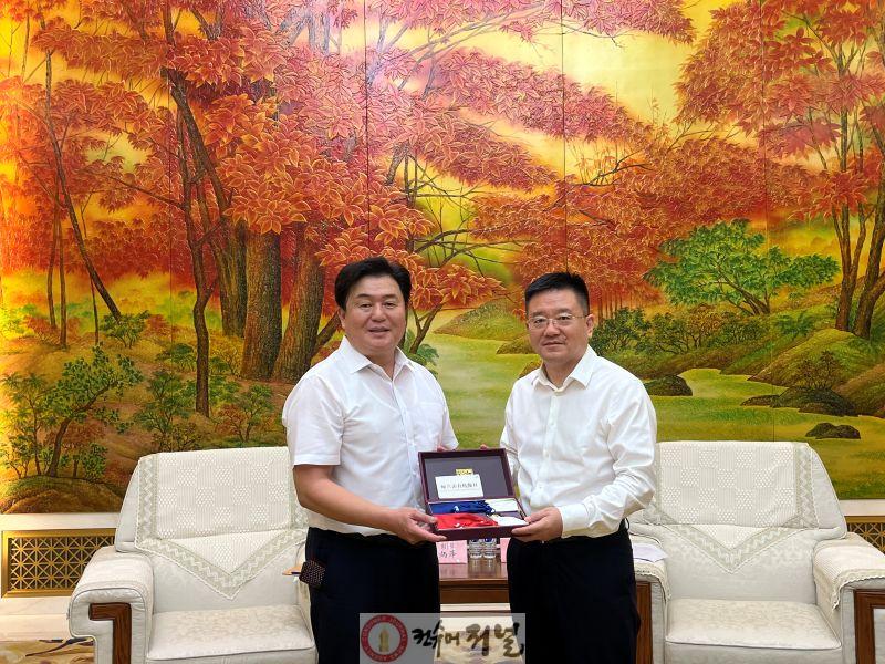 사진1_임병택 시흥시장과 왕길 길림시장.jpg