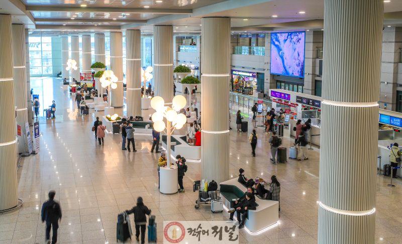 별첨_인천공항 제1여객터미널 입국장 전경 사진.JPG