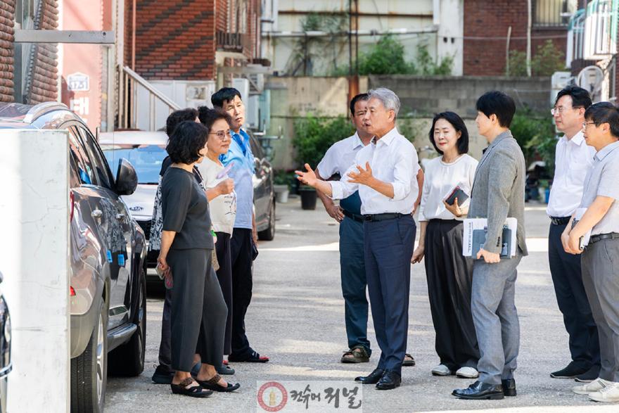 0827 윤환 계양구청장, 민원 현장 찾아 주민 의견 청취 (1).jpg