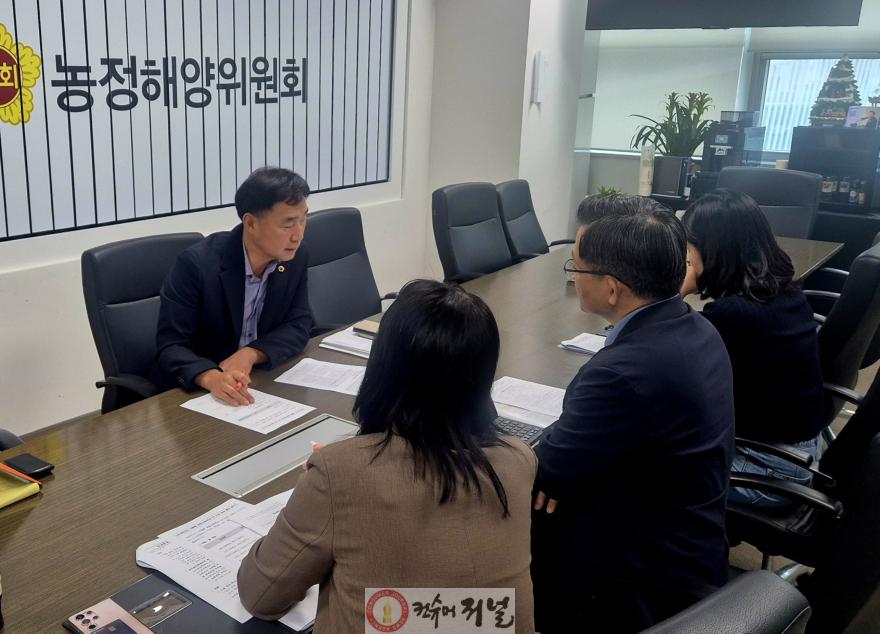 250901 윤종영 의원, 연천고 자율형 공립고 지정 관련 간담회 개최.jpg