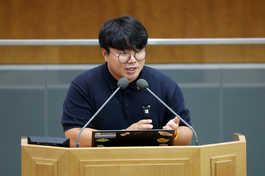 250902 유호준 의원, 경기도교육청, 역사 왜곡 도서 즉시 뿌리 뽑아야.jpg