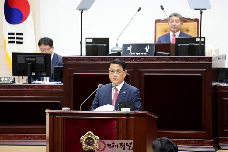 (사진1)인천시의회 김대중 의원, 원도심 균형발전과 복지 수요 대응 촉구.jpg
