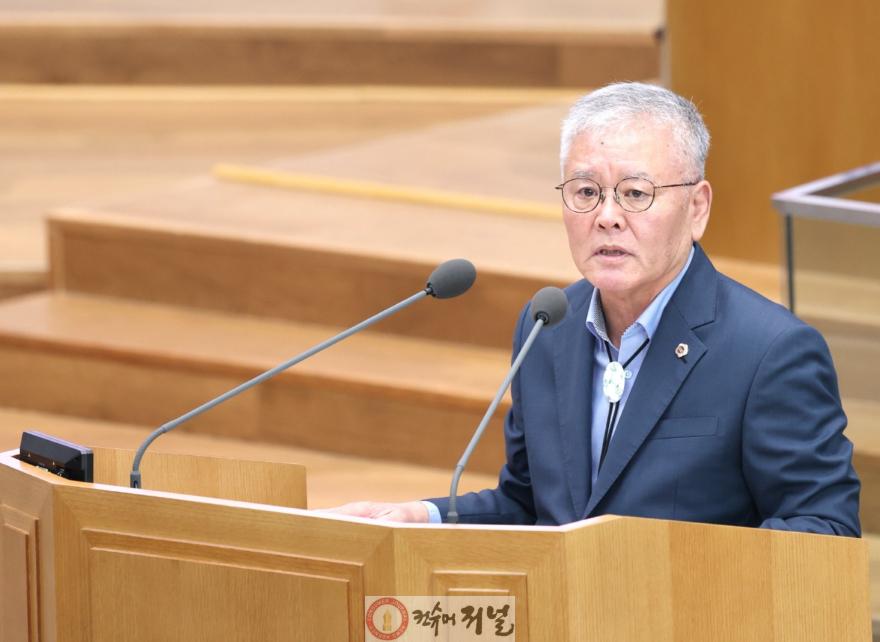 250909 홍원길 의원, “도민 기만하는 일산대교 약속 이제 끝내야” 경기 서북부 주민 교통기본권 보장 강력 촉구 (2).JPG