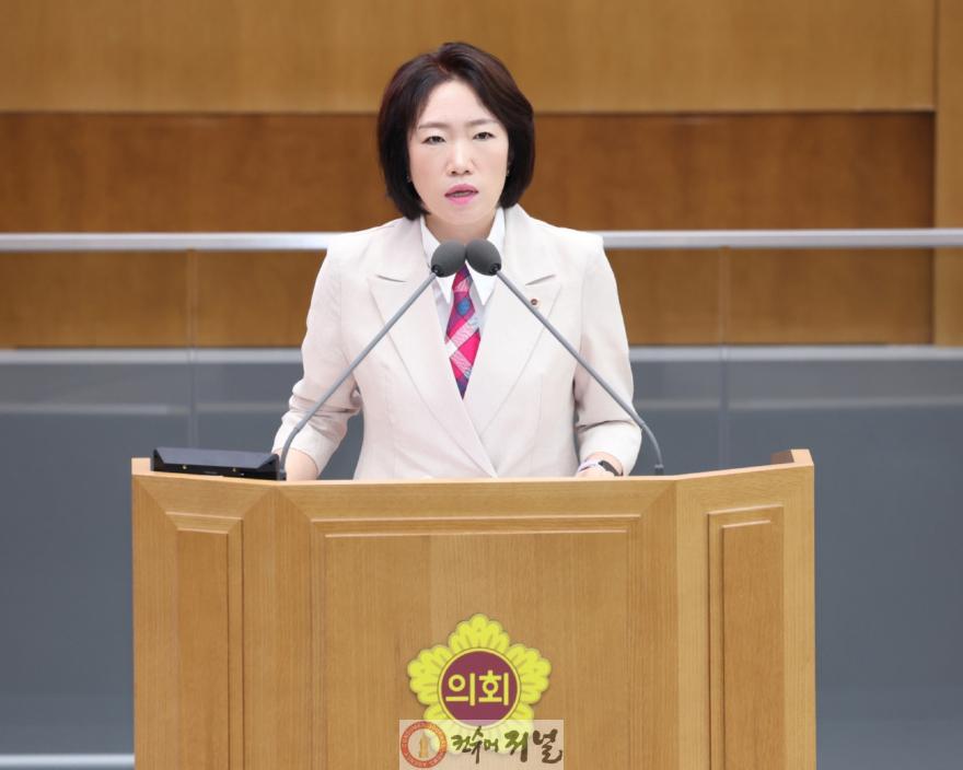 250909 이혜원 의원, “재정 불안·불통 행정·지역 불균형, 경기도정 전반의 위기... 실질적 변화와 실행 필요”.jpg