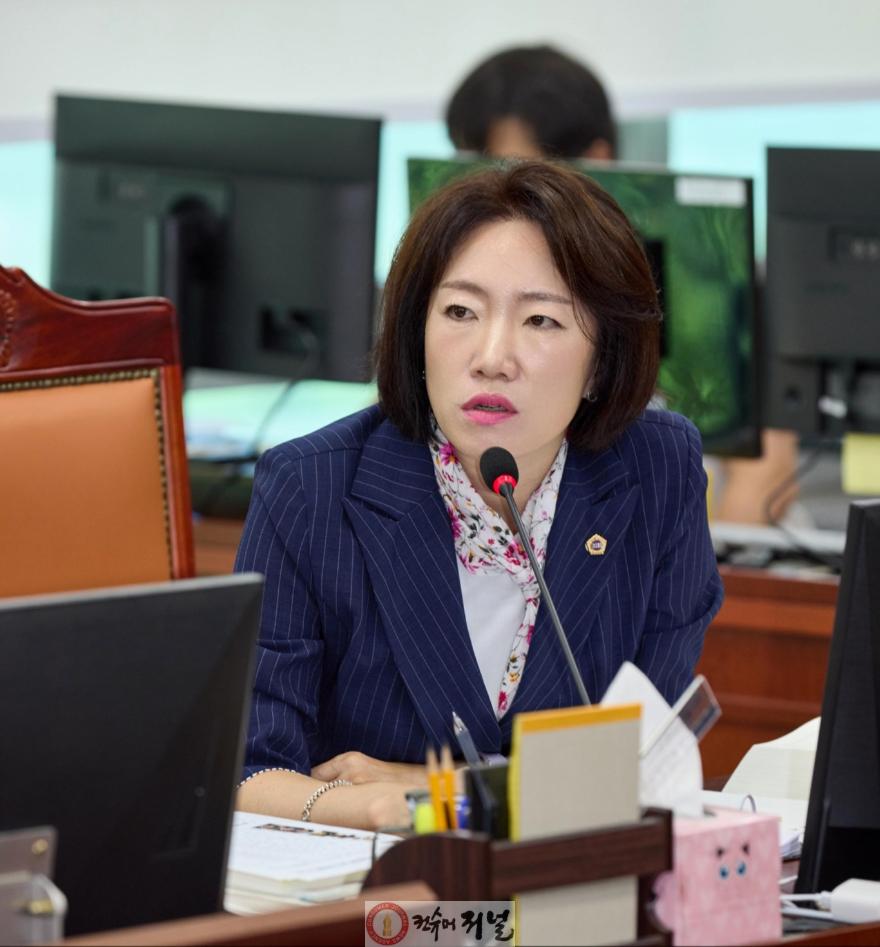 250911 이혜원 의원, 통합재정안정화기금, 반복적 내부융자 구조적 재정왜곡 우려...현금성 복지 재원 시·군에 전가하지 말아야.jpg
