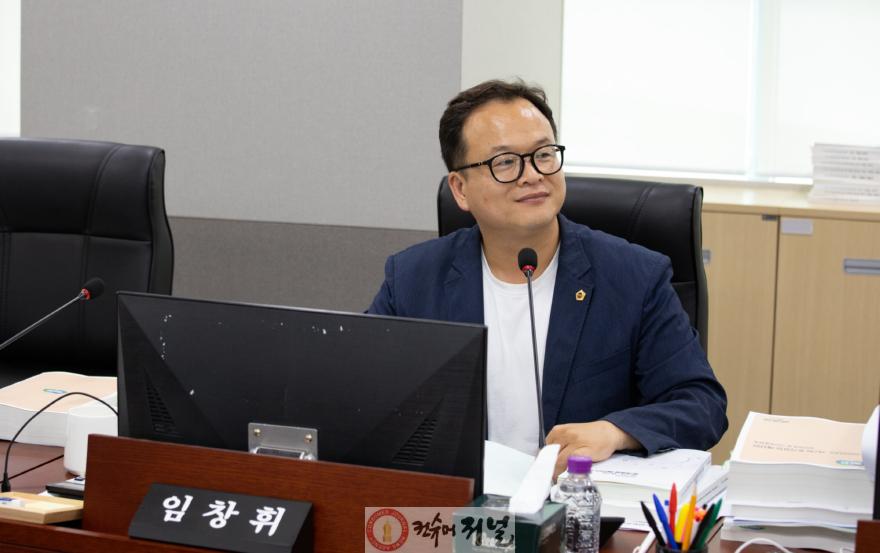 250917 임창휘 의원, “도로공사와 도시가스관 공사 병행으로 예산 낭비 막고 도민 불편 해소해야”.JPG