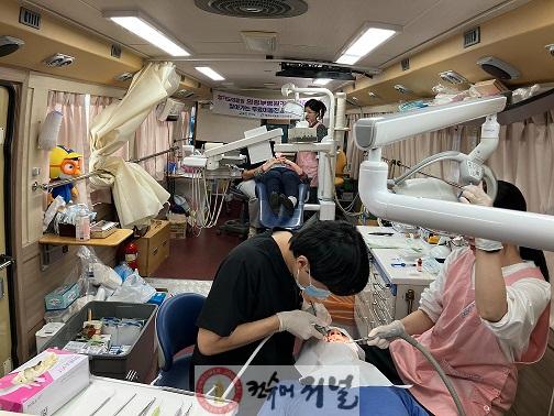 9-2. 파주시 금촌2동-의정부병원, 새꽃마을 경로당서 찾아가는 이동상담센터 운영.jpeg