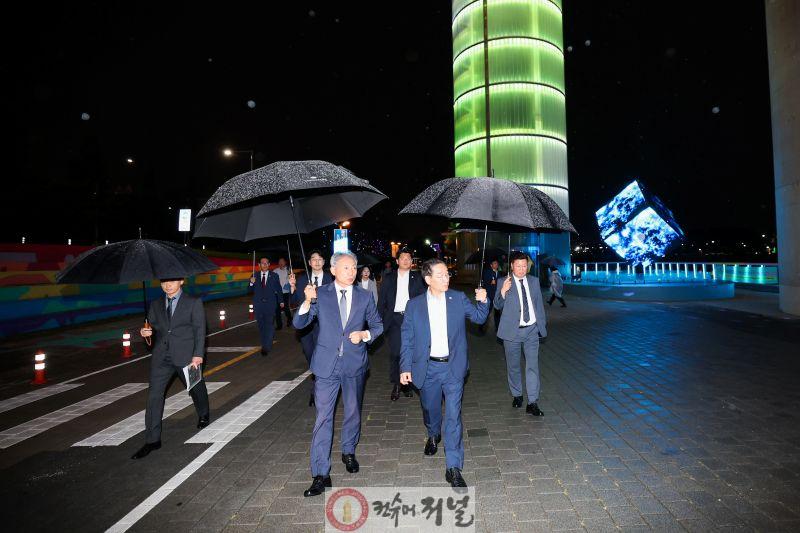0919 계양의 밤을 빛으로 물들이다! ‘계양아라온 아트웨이’ 화려한 개막(8).jpg
