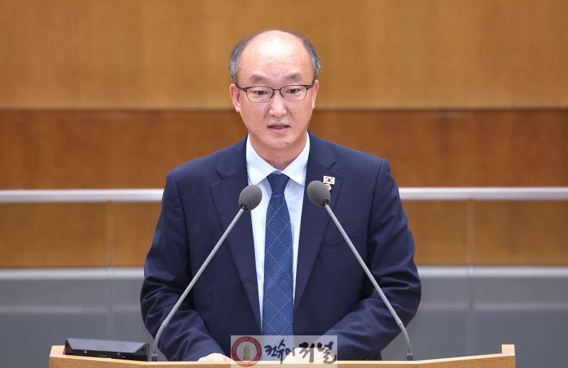 250919 김동영 의원, ‘물류창고 표준 허가 기준’ 마련을 위한 조례 개정안 본회의 가결.jpg