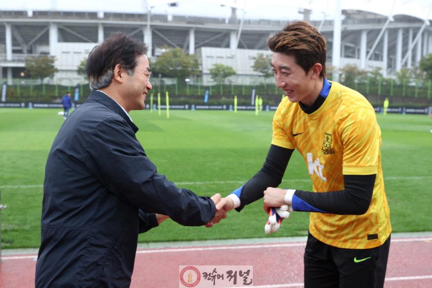3. 브라질‧파라과이전 앞둔 축구국가대표팀, 고양에서 공개훈련.jpg