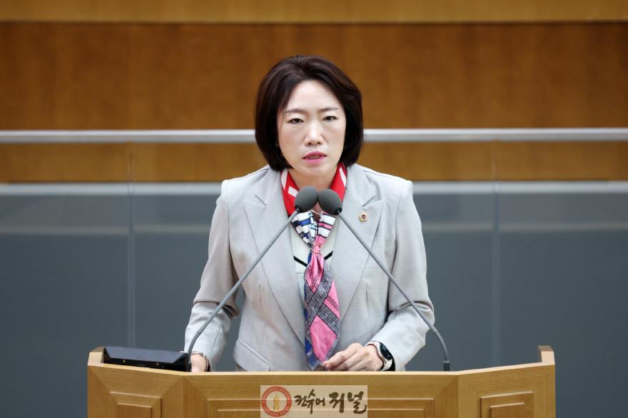 251017 이혜원 의원, 도민의 세금은 도지사의 쌈짓돈이 아닙니다...도지사 대법원 제소 유감표명.jpg