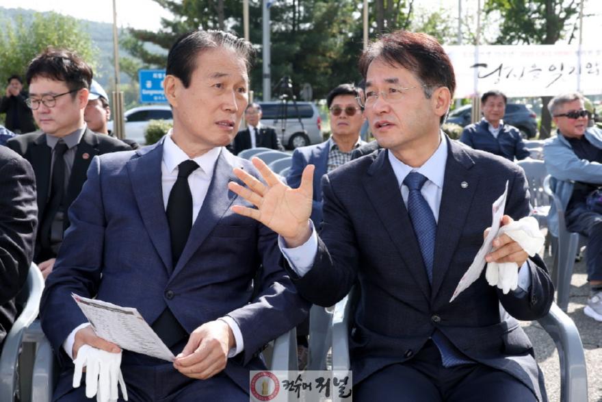 1. 이동환 고양시장,  ‘2025 CALL HERO 필리핀 참전영웅 호명추모식’ 참석 (2).JPG