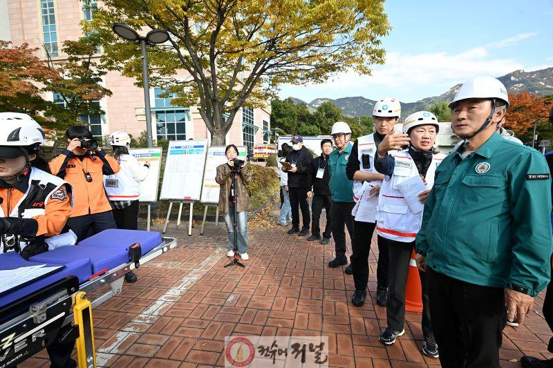 1.시민안전과([기획]재난에도 흔들림 없는 의정부시, ‘2025 안전한국훈련’ 펼쳐)3.JPG