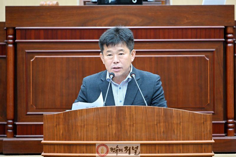 5분자유발언 사진(박운서 의원).jpg