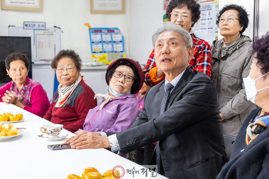 1103 윤환 계양구청장, 경로당 현장 방문해 어르신 애로사항 청취 (1).jpg
