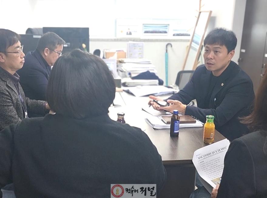 251103 유영일 의원, 전국 최초 공공 수리지원체계 구축 이끈다.jpg