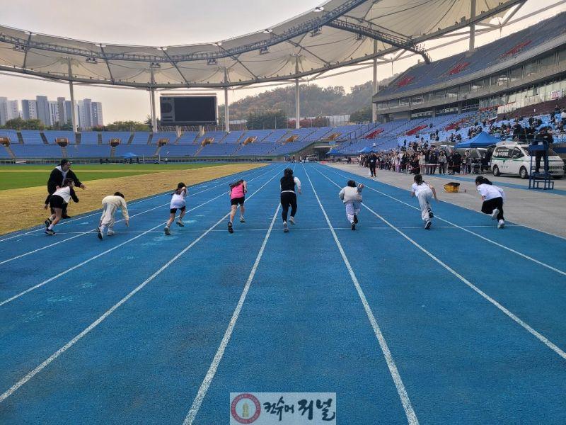 4. 인천광역시교육청, ‘제9회 인천광역시교육감배 초등학생 육상경기대회’ 성료.jpg