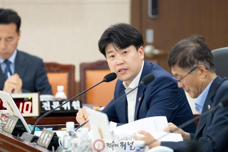 (사진)인천시의회 문세종 의원, 인천경제청 CES 출장서 항공권 뻥튀기·현금 결제 정황 제기... 5,225,068원 차익.jpg