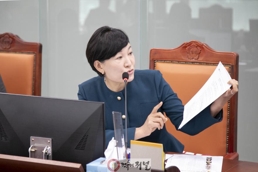 251113 이채명 의원. 경기도 지방보조금 시행규칙 3년째 낡은 틀... 서울시처럼 성과·투명성 중심으로 즉각 개정하라.jpg