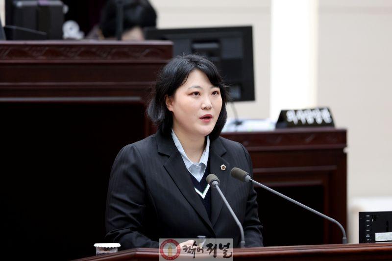 (사진1)인천시의회 이단비 의원, 동암역 북광장 개선‘통합’촉구.jpg