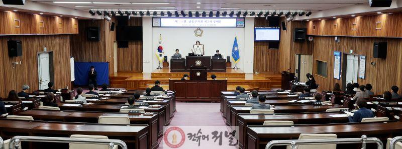 제 308회 본희의 사진.jpg