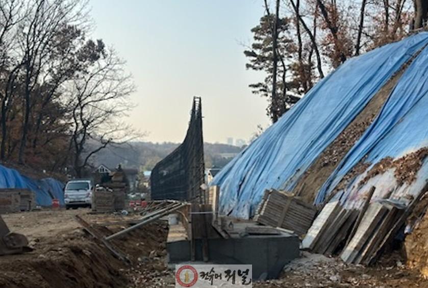 1-6. 성석~문봉(소로1-213호선) 도로확포장 2-2구간 공사 현장.jpg